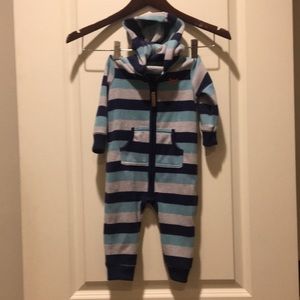 Like New!Carter’s baby Fleece ZipUp stripe hoodie one piece Jumpsuit kid size 9M